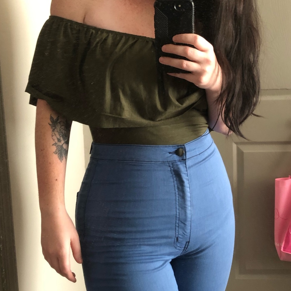 FASHION NOVA OLIVE GREEN BODYSUIT SIZE XL